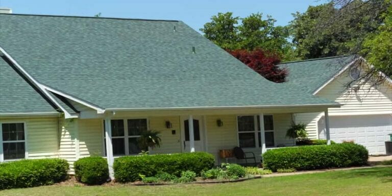 IRoof - Reliable roofing contractor